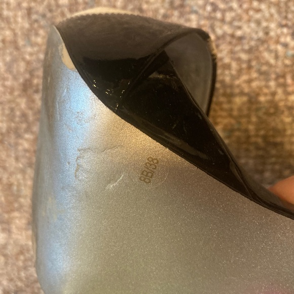 Black and white platform heels - Picture 9 of 9